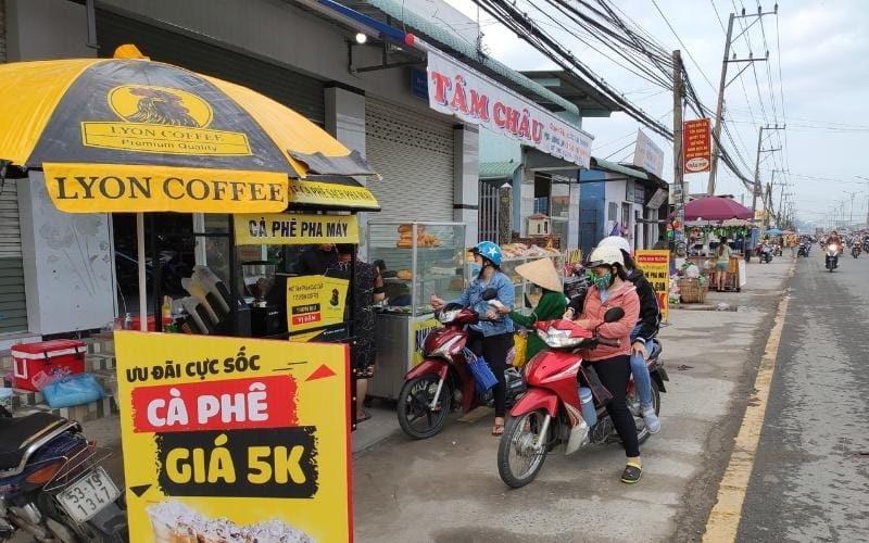 nhượng quyền cafe take away