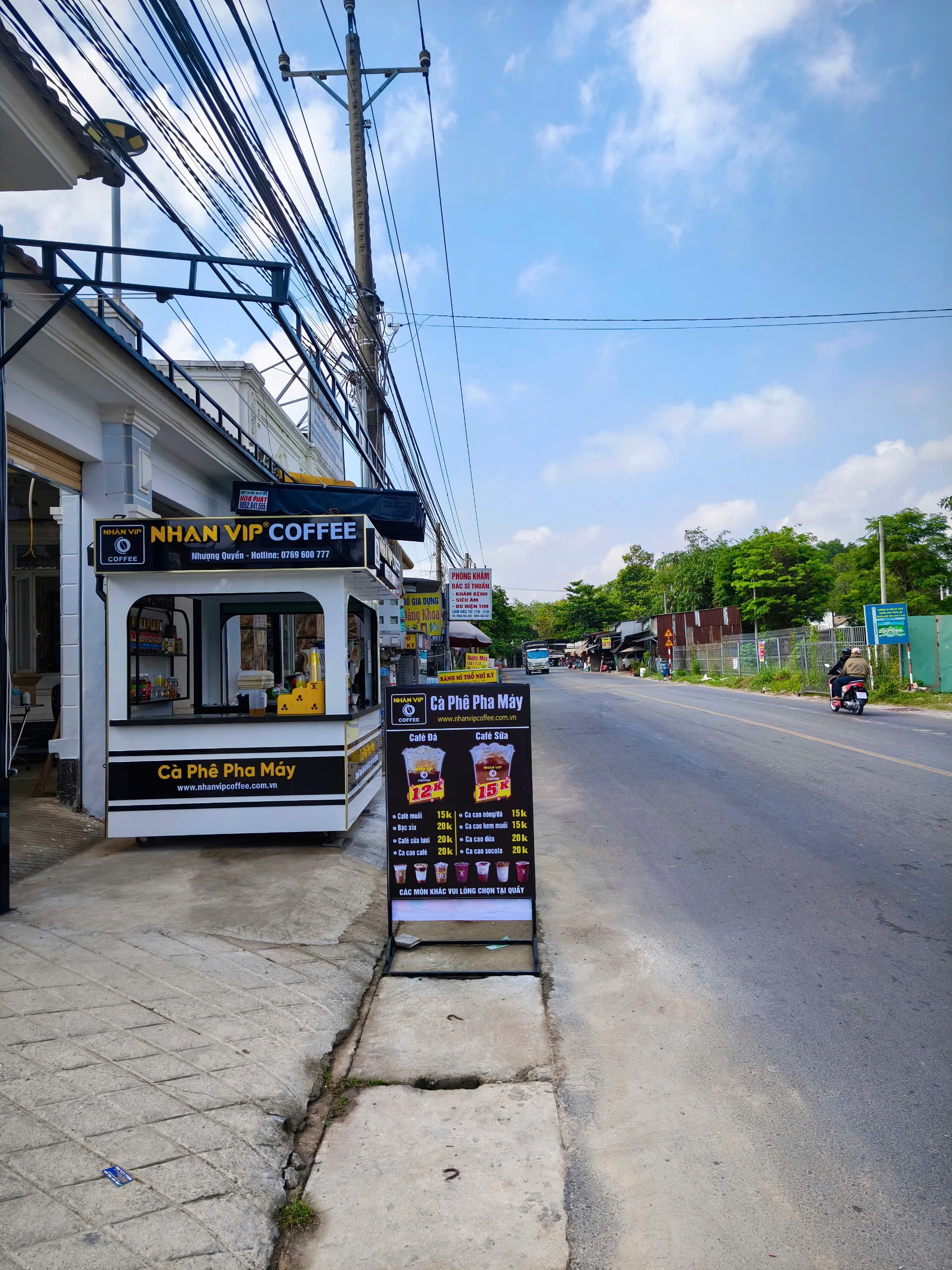 Mẫu Kiot cà phê mã số 10 1 Mẫu Kiot cà phê mã số 10