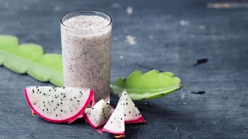 cách làm sinh tố thanh long​